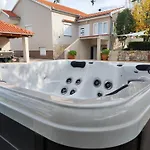 Villa Luka *