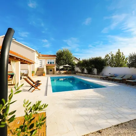 Villa Luka Pridraga